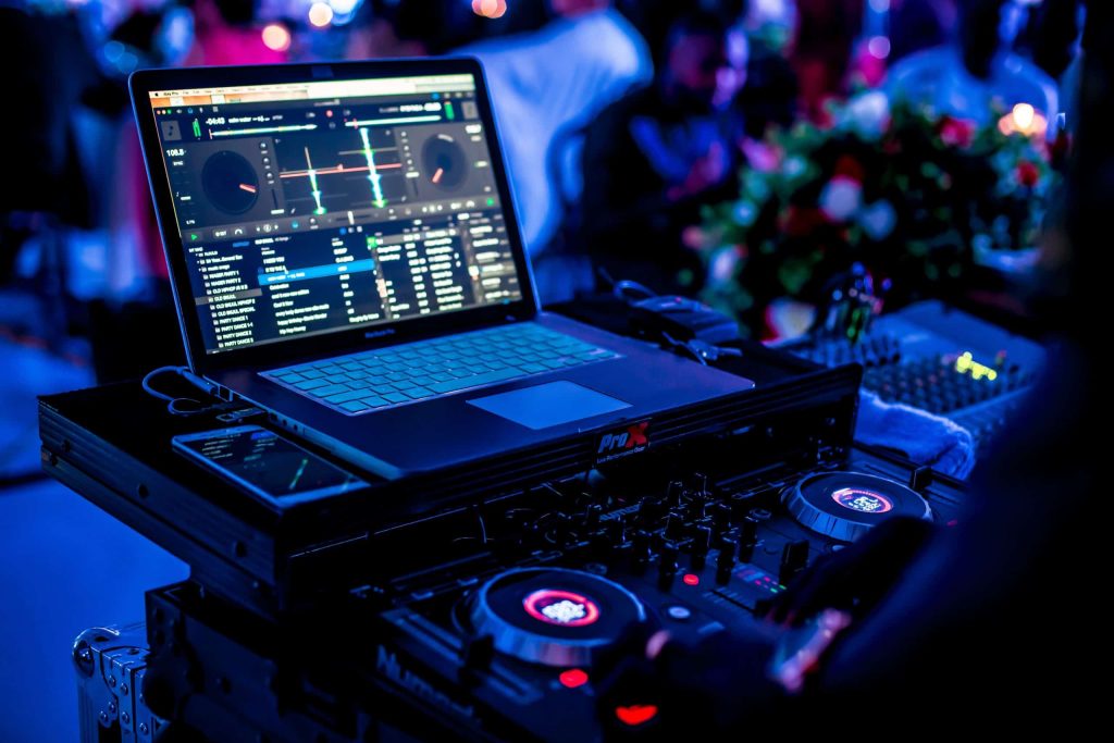 Tips for Finding the Best DJ Equipment Rental Services