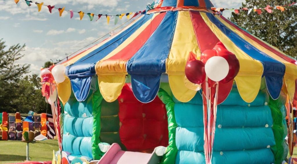 Party Pow! Transforming Your Backyard Bash with Event Rentals
