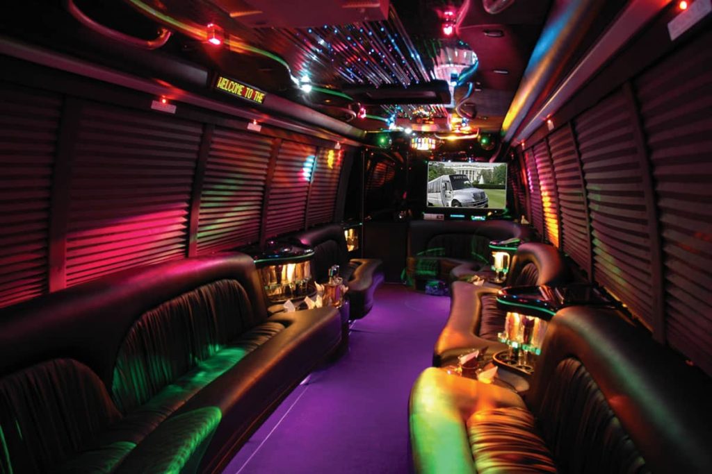 Things to Know Before Hiring a Party Bus